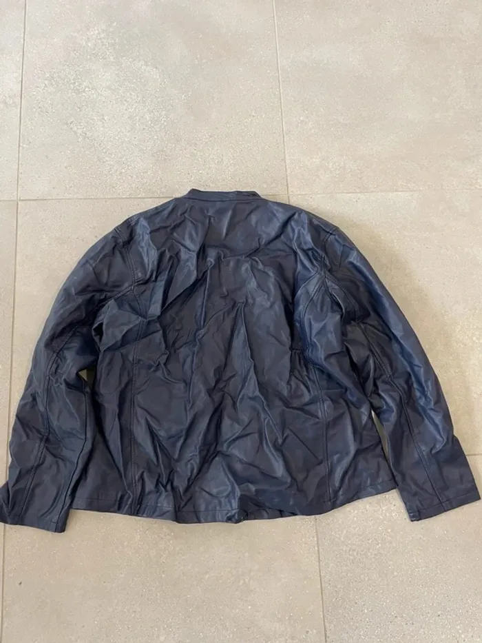 Veste Navy Atlas For Women, très bon état, taille 54/56 juste une petite trace - photo numéro 5