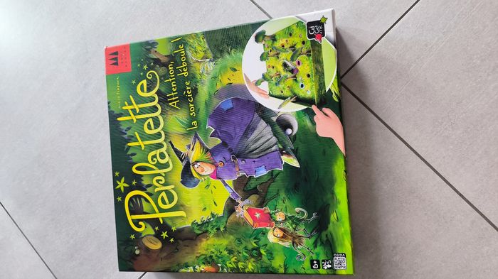 Jeu de société perlatette