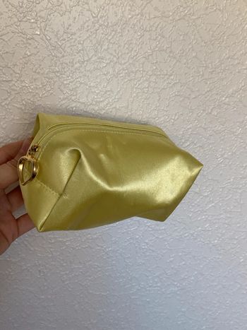 Pochette jaune
