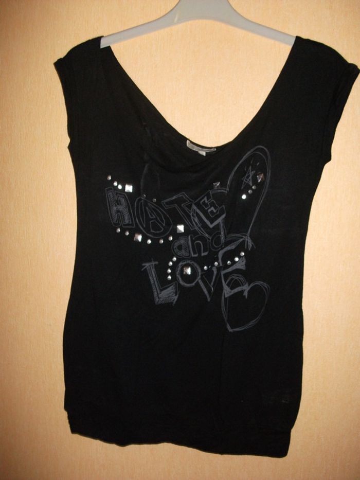 T-shirt noir épaules découvertes BE T36