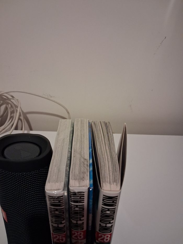 Manga One Punch tome 23 et 25 collector + tome 28 jaquette alternative - photo numéro 4