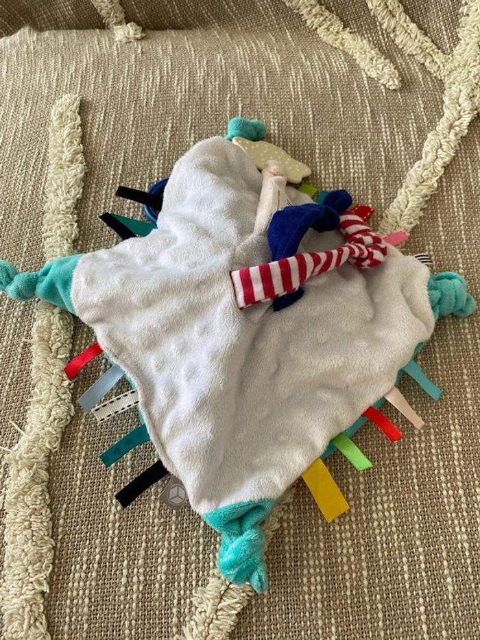 Peluche doudou plat 21cm oxybul poupée fille rousse bleu blanc très bon état - photo numéro 3