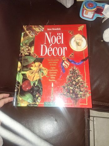Gros livre loisir créatif noél