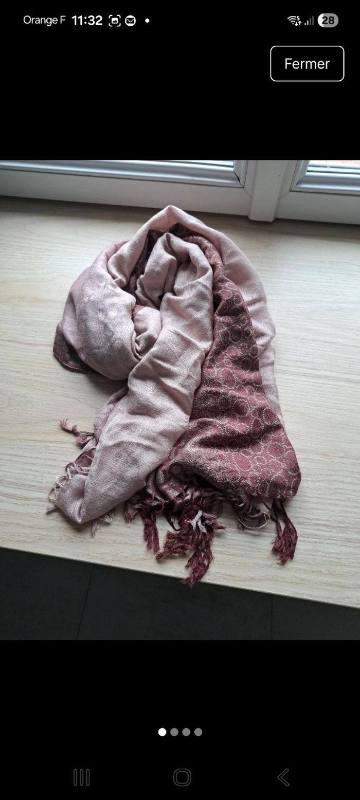 Écharpe/ Étole