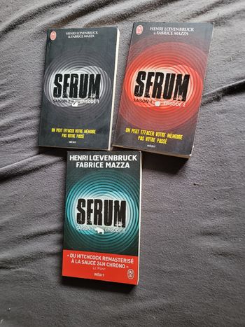 Livres  de poche "serum"