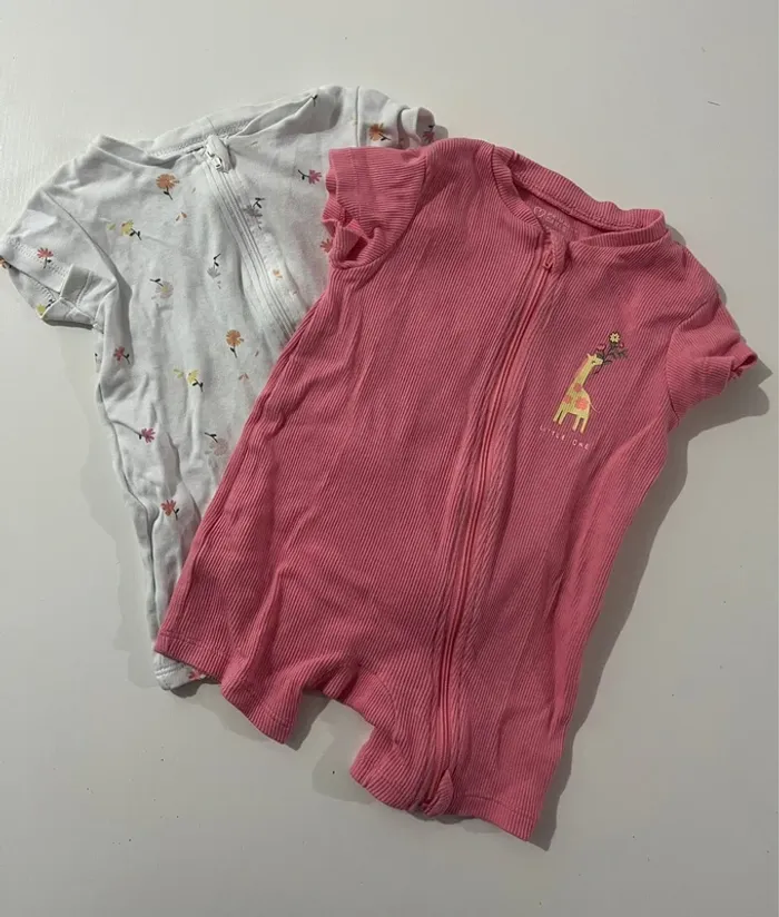 Lot 2 combinaison short à zip - 3/6 mois - Primark