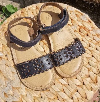 Sandale bleu irisé taille 26