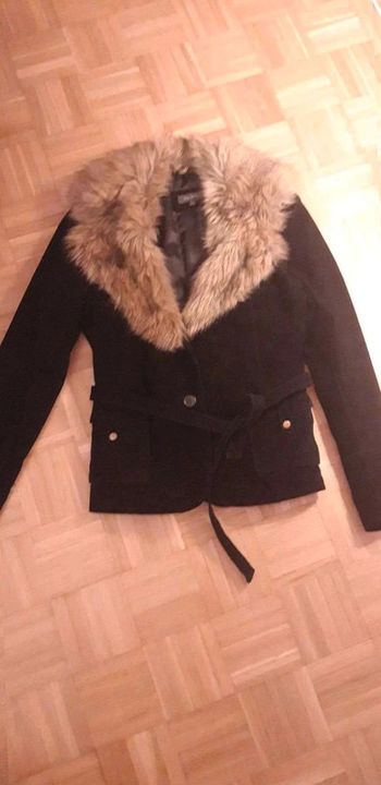 Veste en  daim  avec col fourrure amovible T38