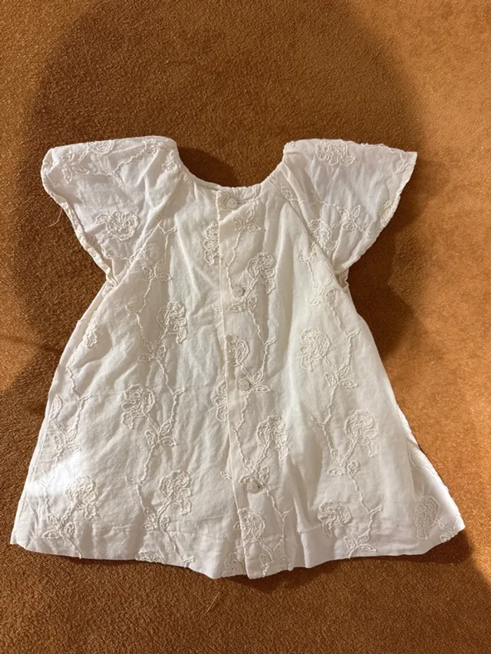 Robe Zara avec broderies - photo numéro 4