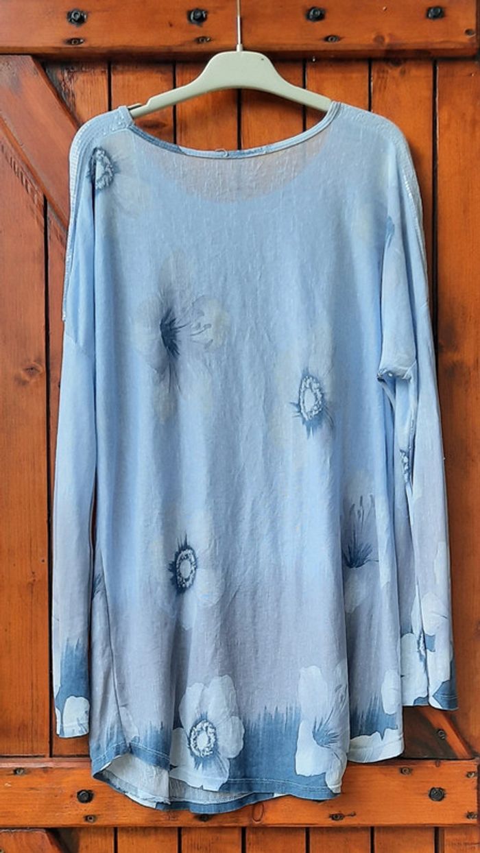 Tunique bleue à fleurs, taille 42 - photo numéro 2