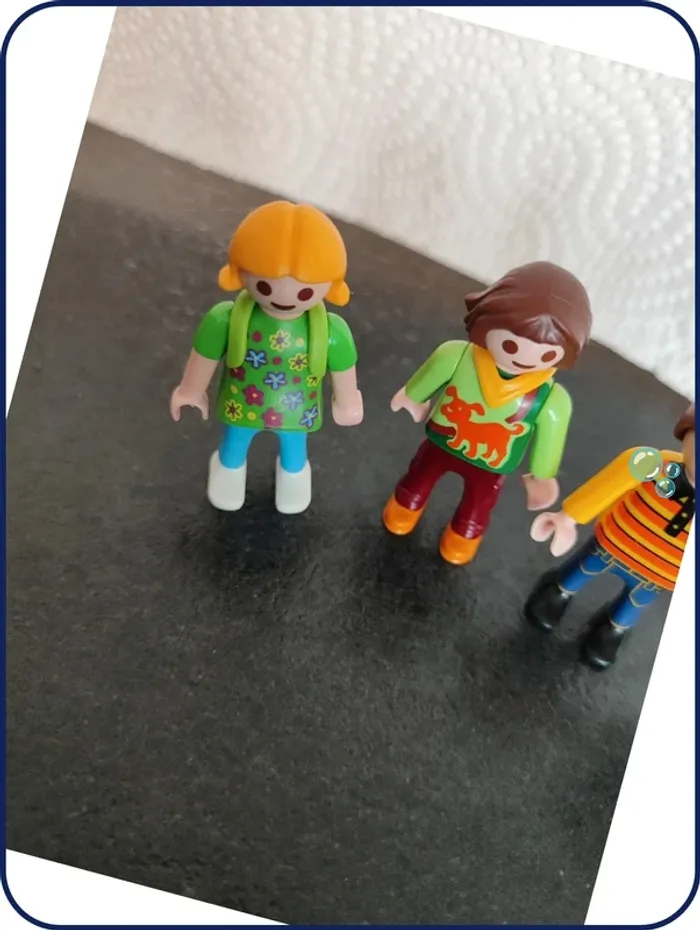 Lot de 4 personnages playmobil - photo numéro 2