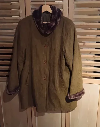 Blouson long hiver couleur vert kaki femme taille 38/40