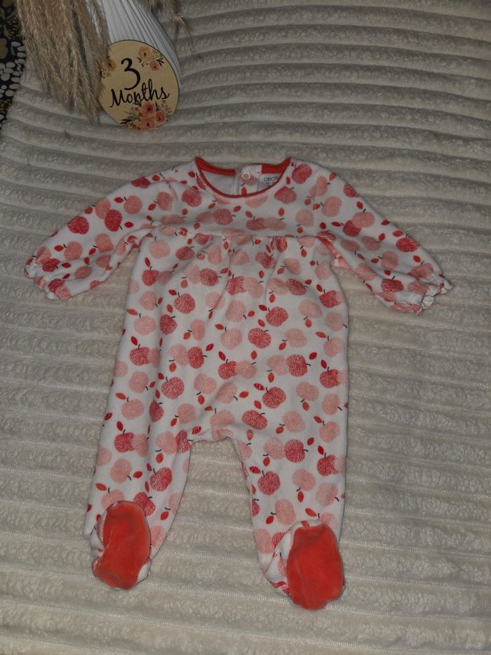 Lot pyjamas neuf - photo numéro 2