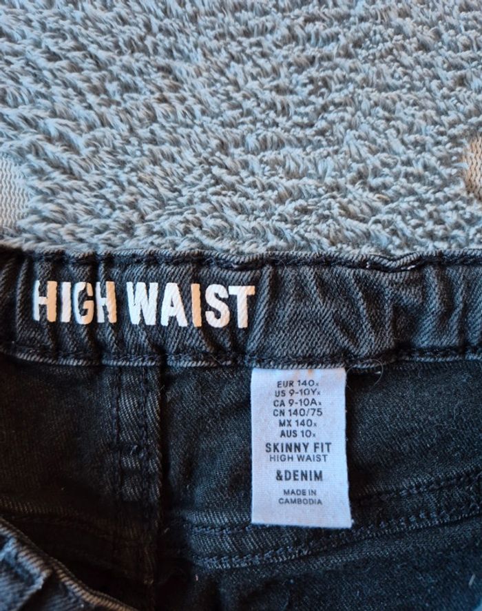 Jean 9-10 ans 140 cm - photo numéro 3