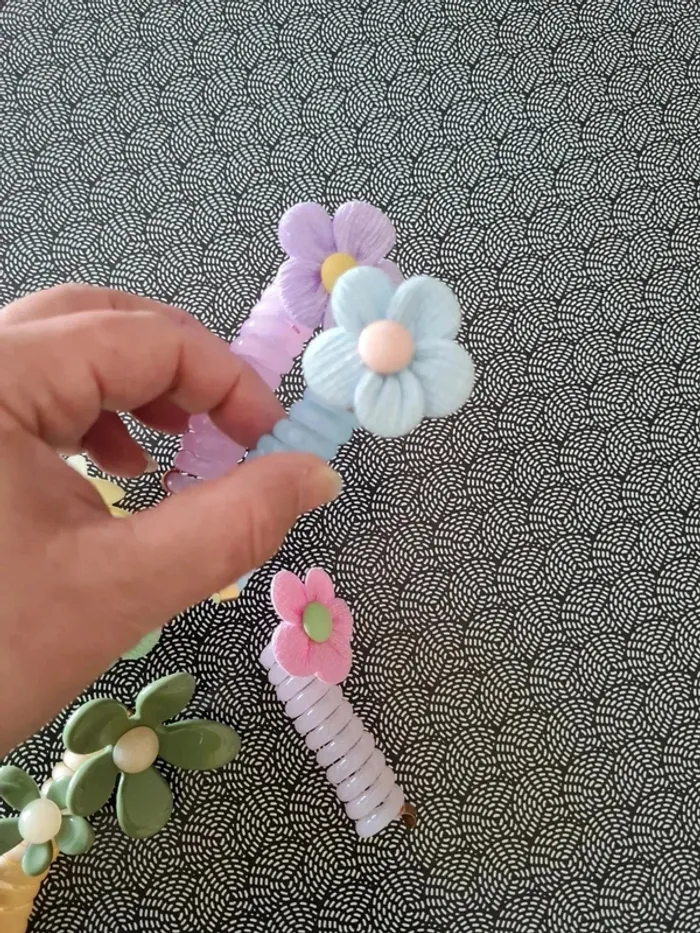 Lot décoration fleurs pour cheveux - photo numéro 2