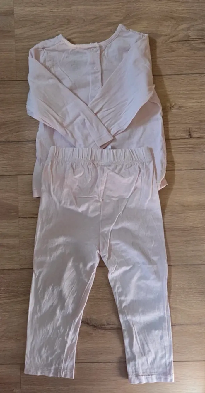 Pyjama coton 2 pièces fille taille 23 mois - photo numéro 2