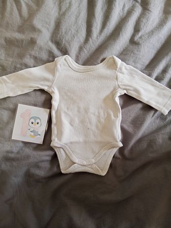 Bodie blanc 1 mois