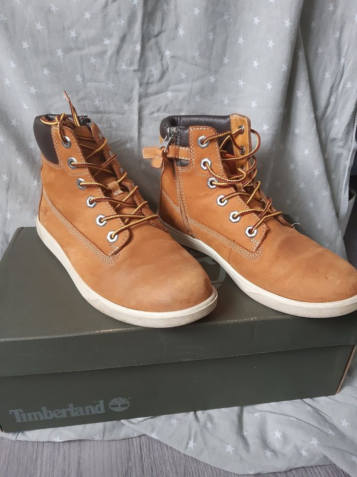BOTTINES