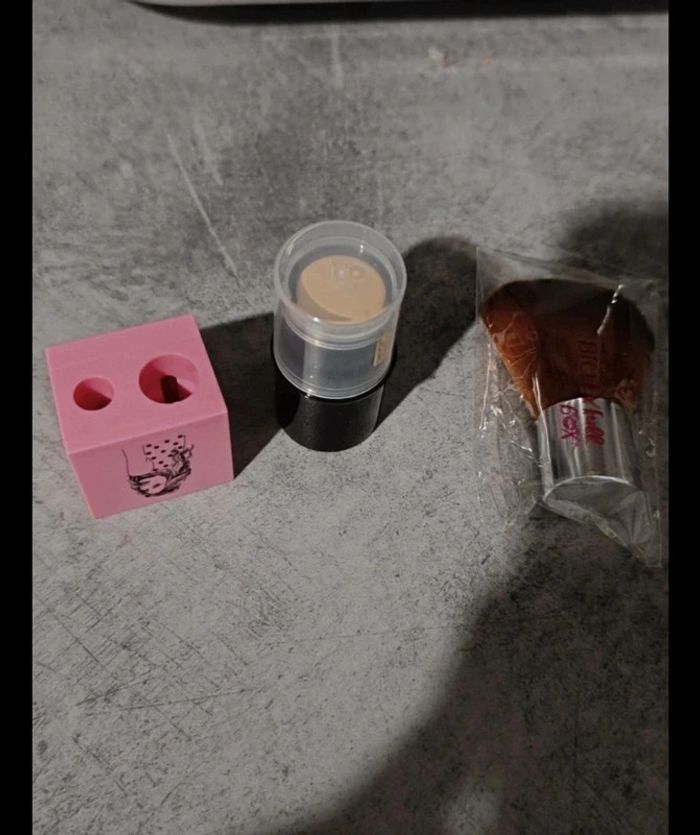 Correcteur taille crayon et pinceau
