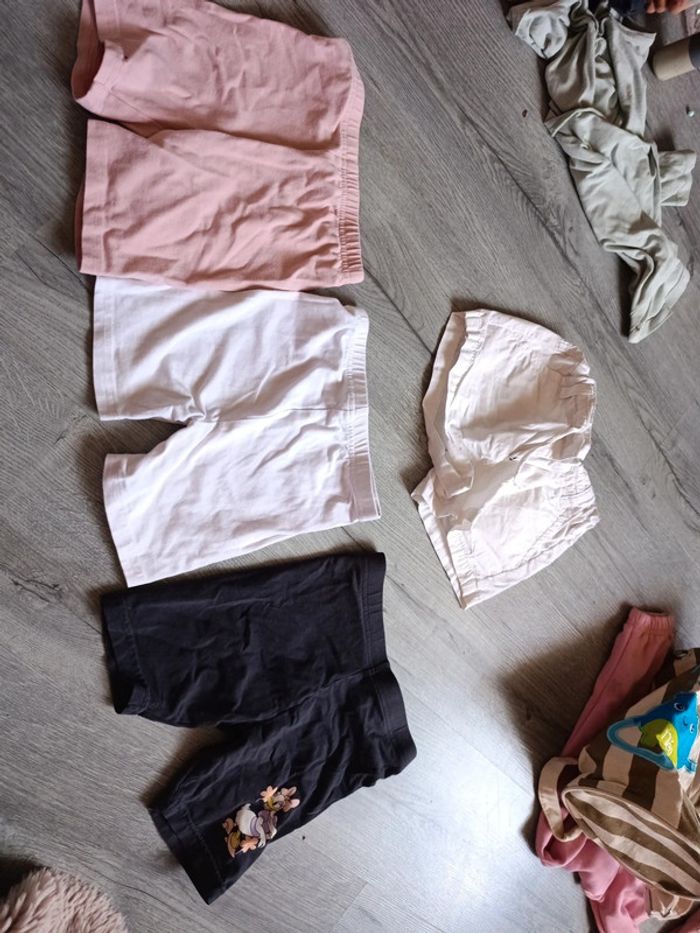 Lot 4 shorts