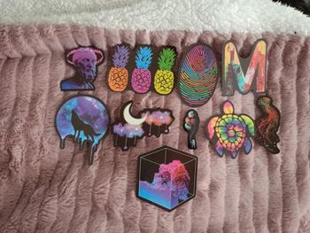 10 stickers neufs très jolis