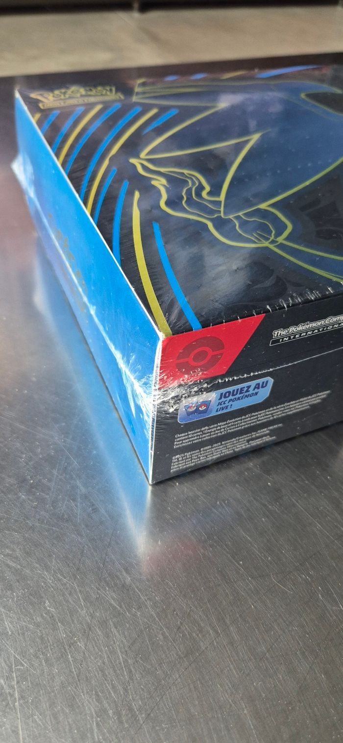 UPC pokémon Dracaufeu FR ( booster ) - photo numéro 2