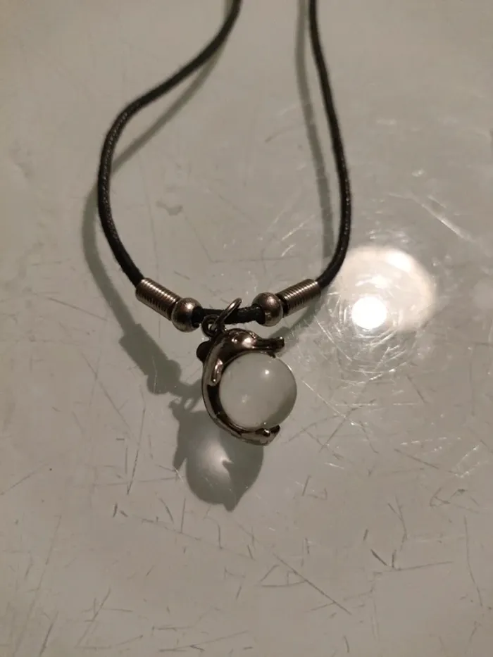 Collier pierre sphérique sur cordon noir - photo numéro 2