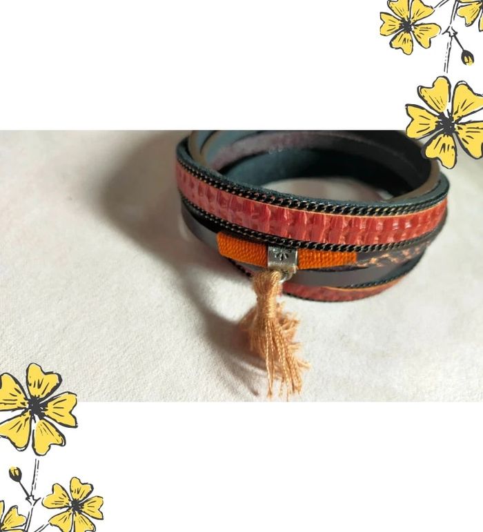 Bracelet multirangs fantaisie – Tons chauds & pampille beige