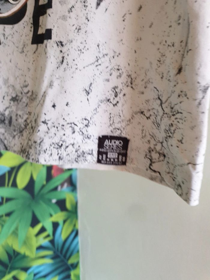 Tshirt audio squelette - photo numéro 2