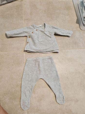 Lot ensemble bébé 1 mois