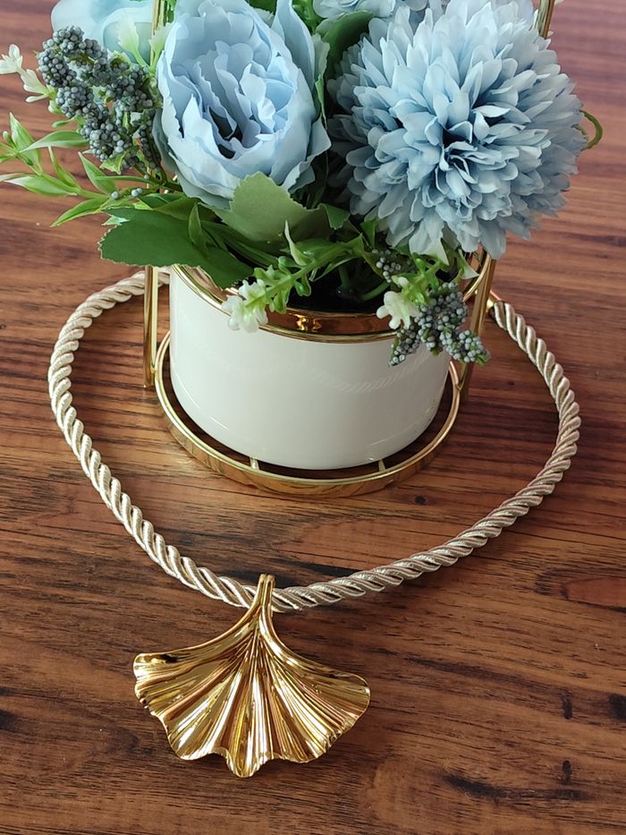 Collier cordon beige ✅ - photo numéro 2