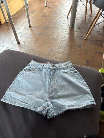 Short en jeans