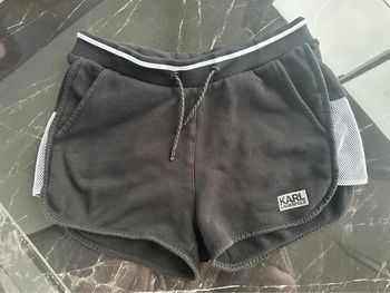 Short Karl Lagarfeld 14 ans