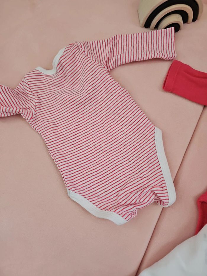 Lot de 3 bodys - photo numéro 5