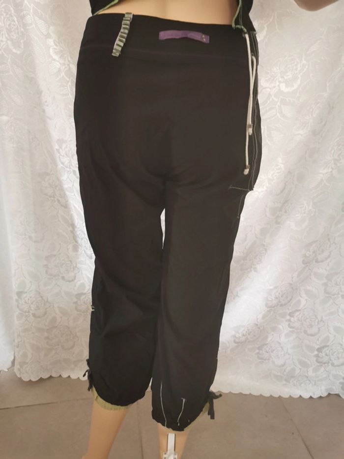 Pantacourt. Noir-vert. Taille 38. La Mode Est À Vous - photo numéro 7