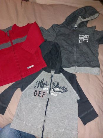 Lot gilet 3ans