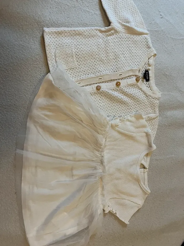 Tenue fille