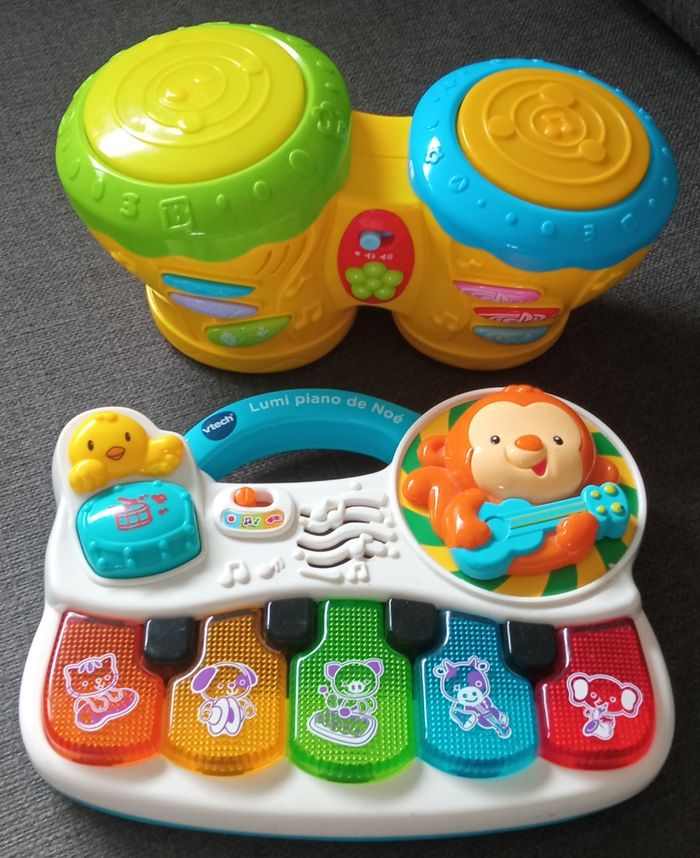 Lot de jouets musicaux