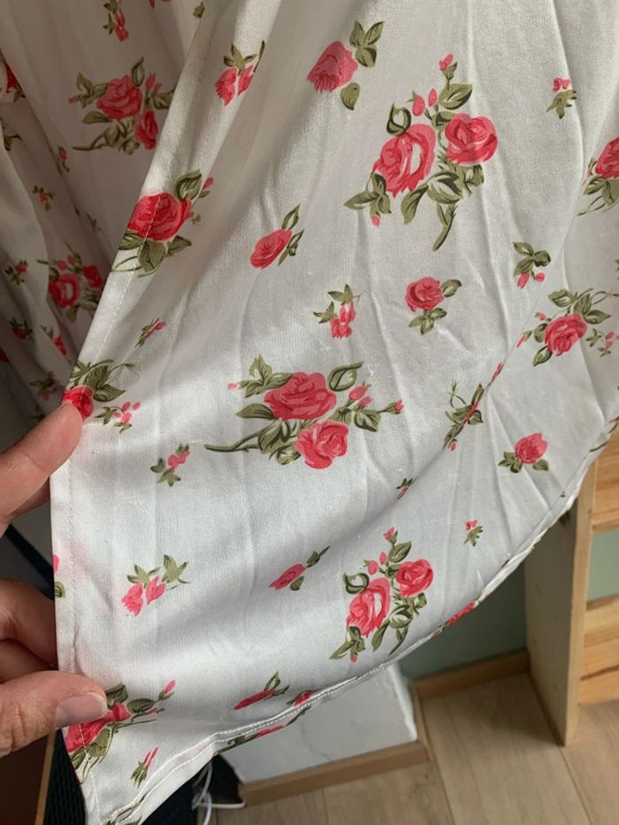 Petit gilet léger fleuris - photo numéro 3