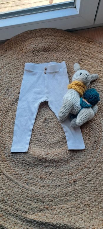 Legging blanc côtelé taille 18 mois
