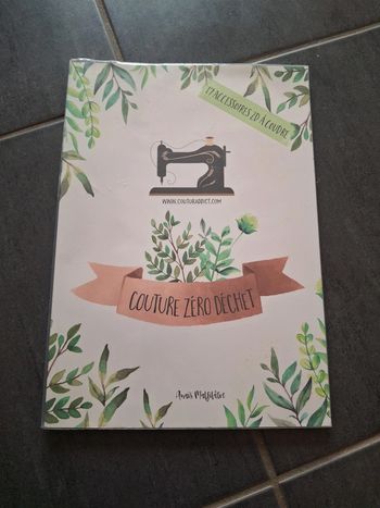 Couture zéro déchets