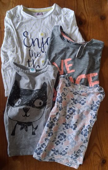 T.shirt fille - 3 ans - Différentes Marques 