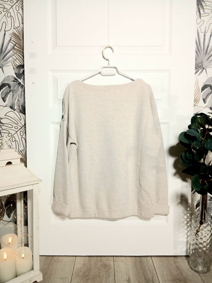 Pull Cécile – Taille L – Beige – Détail boutons épaules – Cocooning - photo numéro 2