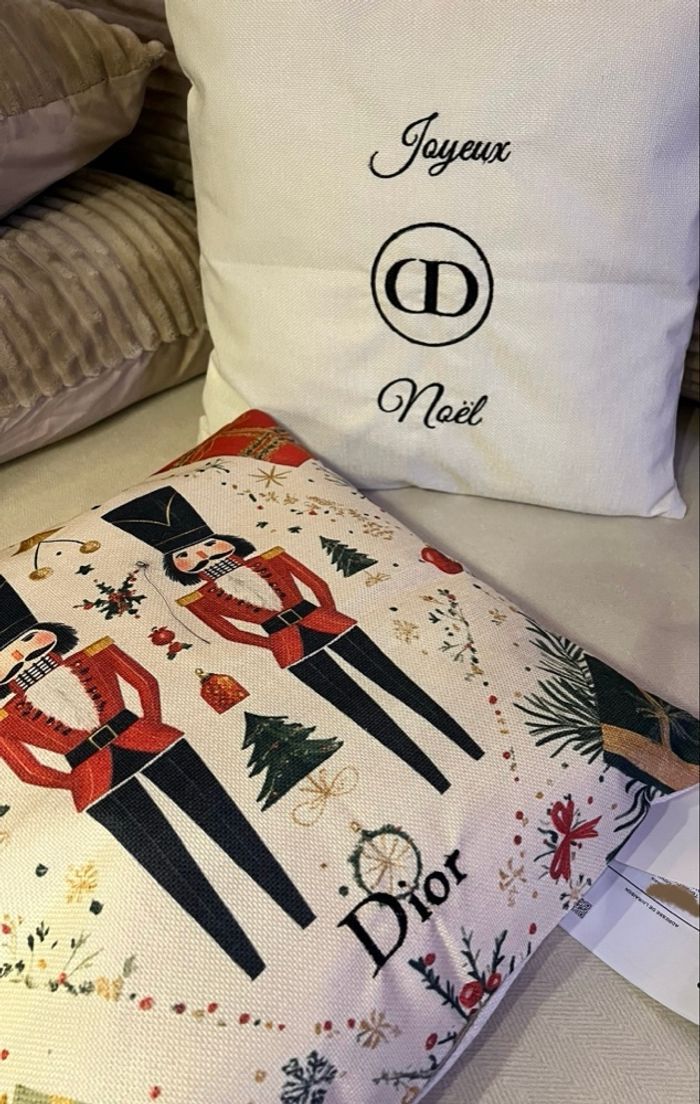 Coussins brodé de Noël - photo numéro 5