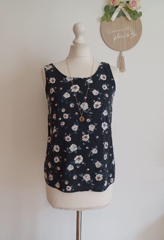 Top noir imprimé fleurs Vero Moda Taille 36