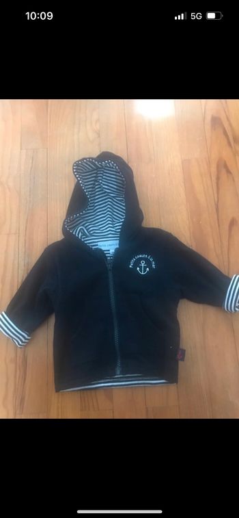 Gilet zippé bleu marine 3 mois