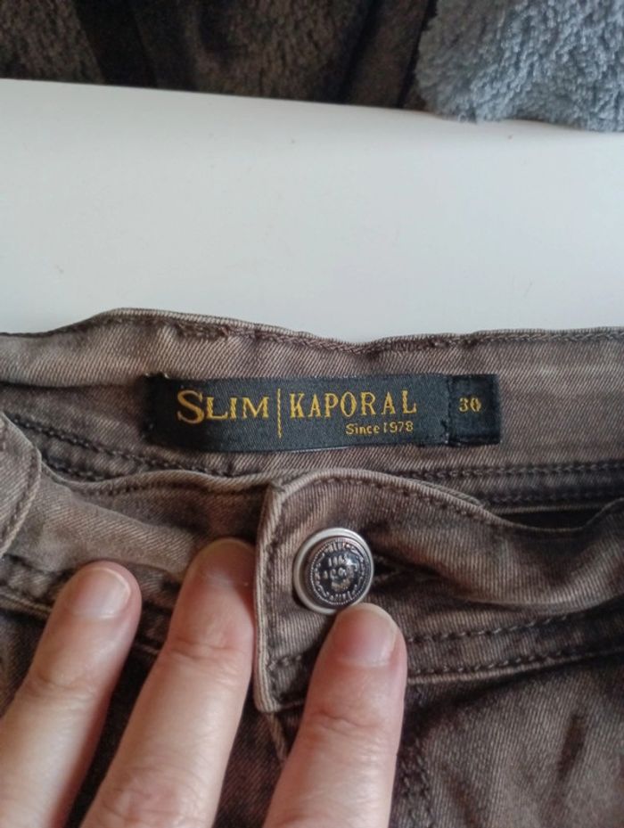 Pantalon jeans femme Kaporal rétro vintage taille 40 coupe slim - photo numéro 5