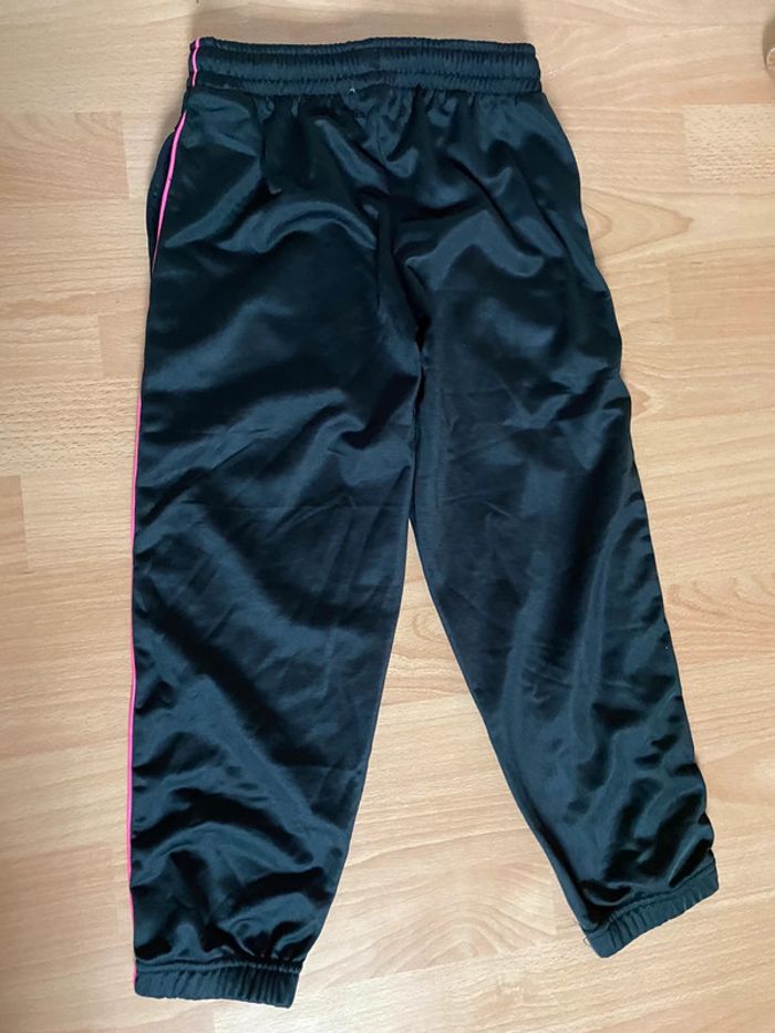 Beau pantalon jogging/survêtement noir Kappa T. 6 ans/116 cm fille neuf - photo numéro 2