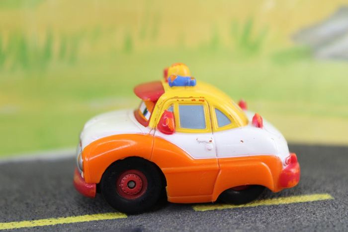 Disney Pixar cars Shériff - photo numéro 2