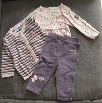 Ensemble 3 pièces Winnie l'ourson Disney 9 mois